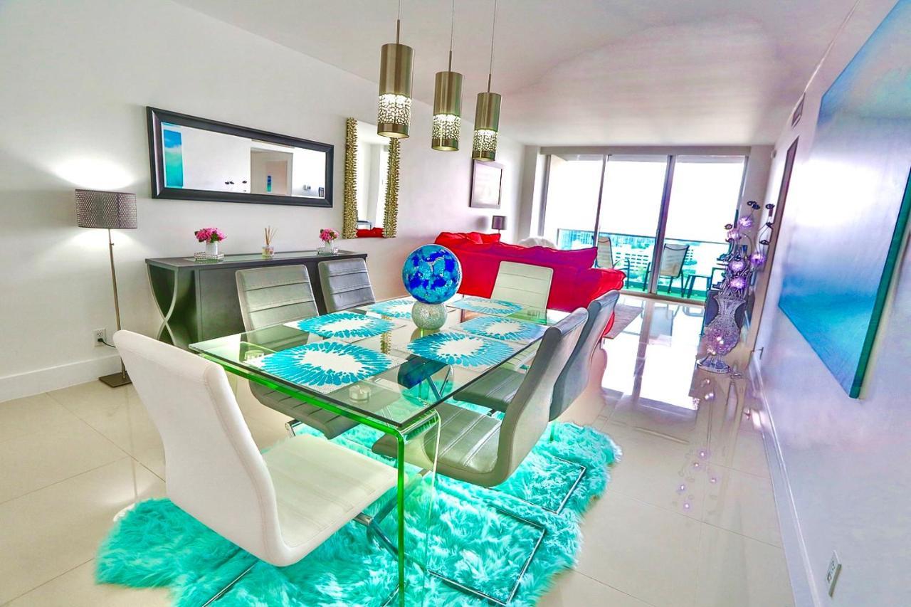 Beautiful Penthouse Condo With Stunning Views Of Both Ocean And City Hollywood Eksteriør billede