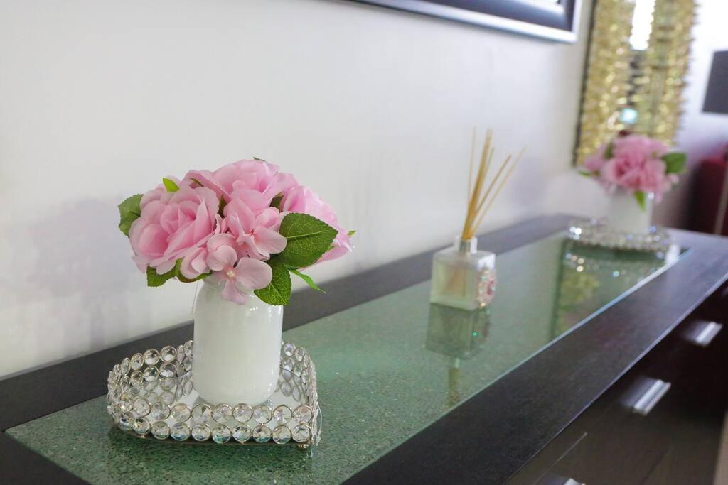 Beautiful Penthouse Condo With Stunning Views Of Both Ocean And City Hollywood Eksteriør billede