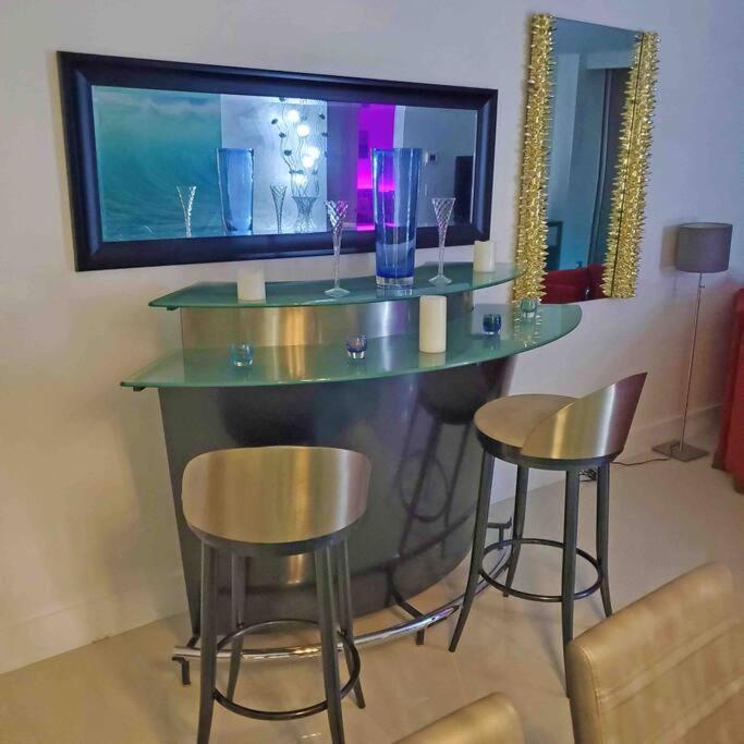 Beautiful Penthouse Condo With Stunning Views Of Both Ocean And City Hollywood Eksteriør billede